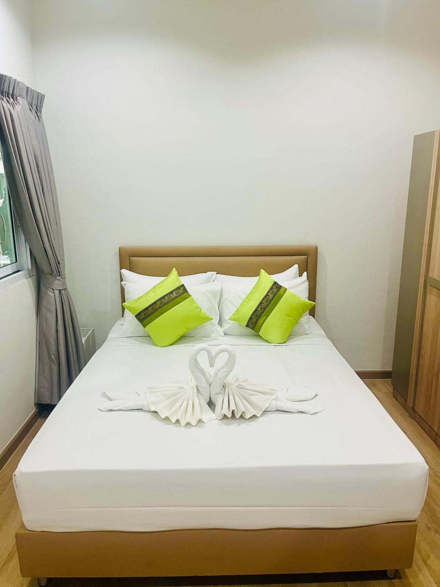 28 Boutique Hotel Patong Εξωτερικό φωτογραφία