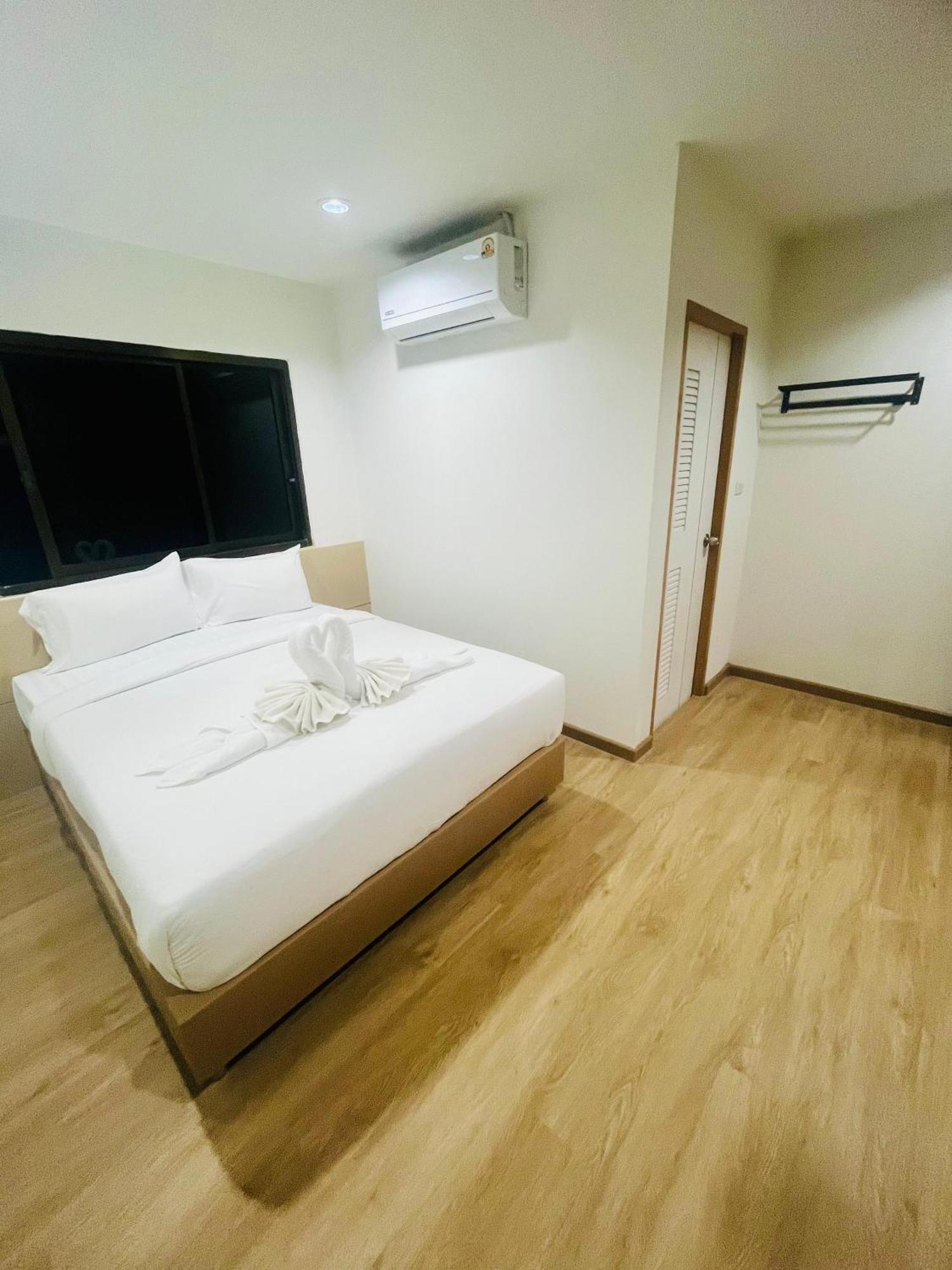 28 Boutique Hotel Patong Εξωτερικό φωτογραφία