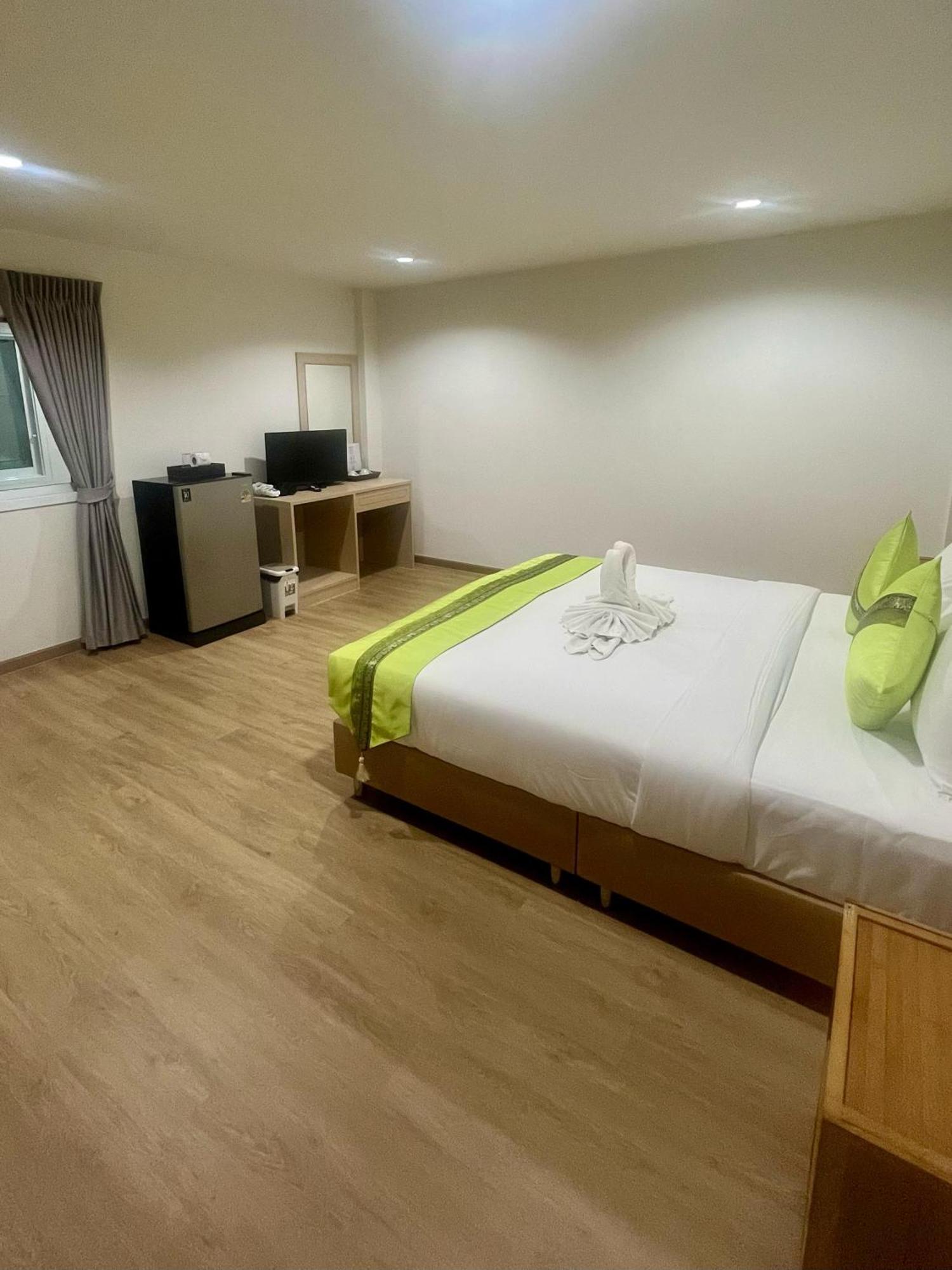 28 Boutique Hotel Patong Εξωτερικό φωτογραφία