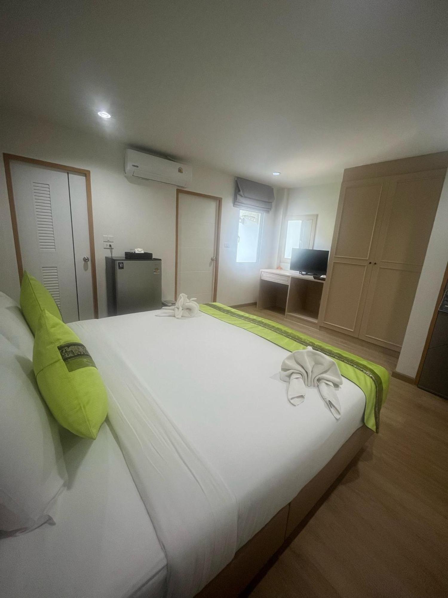28 Boutique Hotel Patong Εξωτερικό φωτογραφία